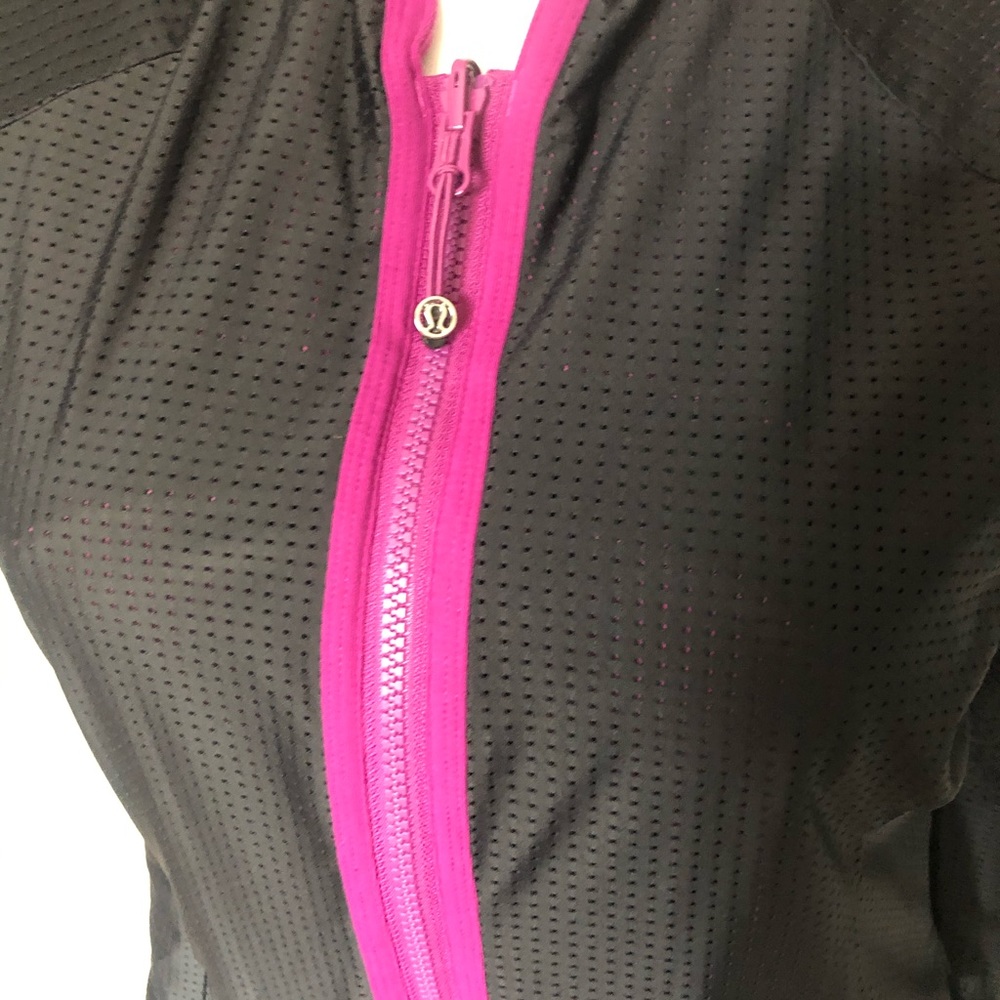 Lululemon Reversible Jacket. Never Worn - image 5